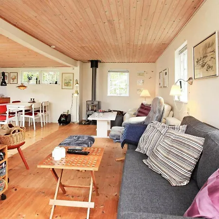 6 Person Holiday In *